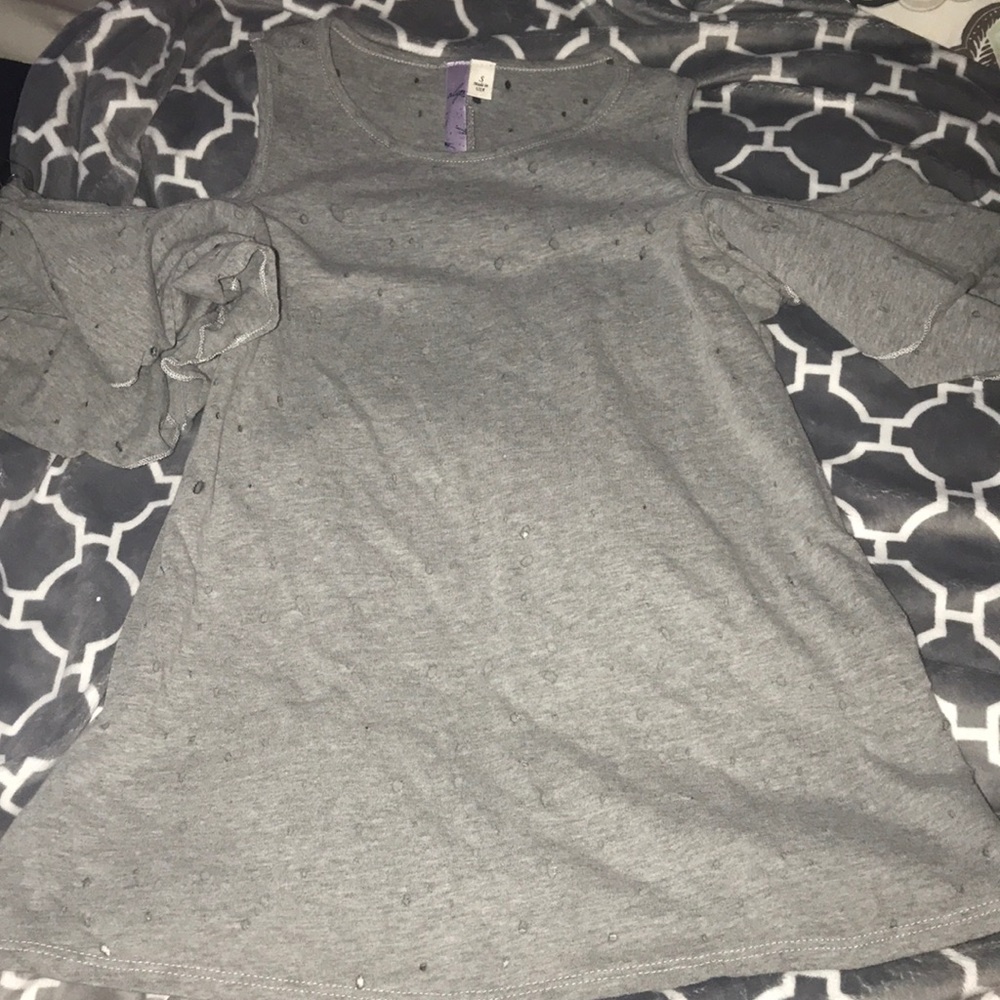 off the shoulder shirt